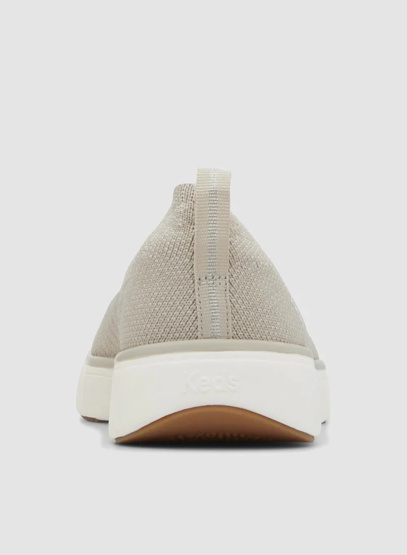 كيدز كيدز سنيكرز نسائي بلِس ووك سكيملر كاجوال كريمي